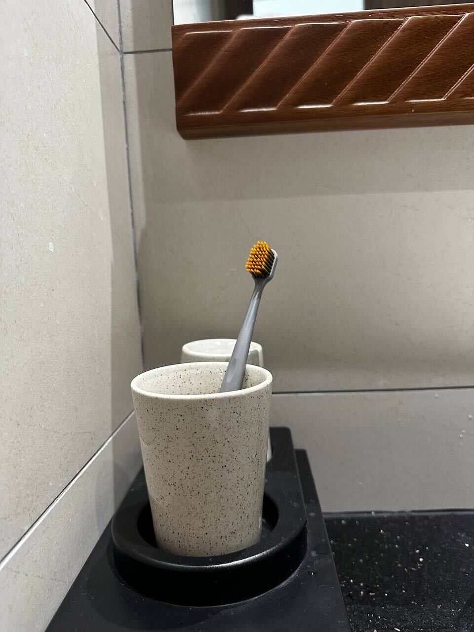 Himalaya Tuzlu/Spiral Uçlu Diş Fırçası photo review