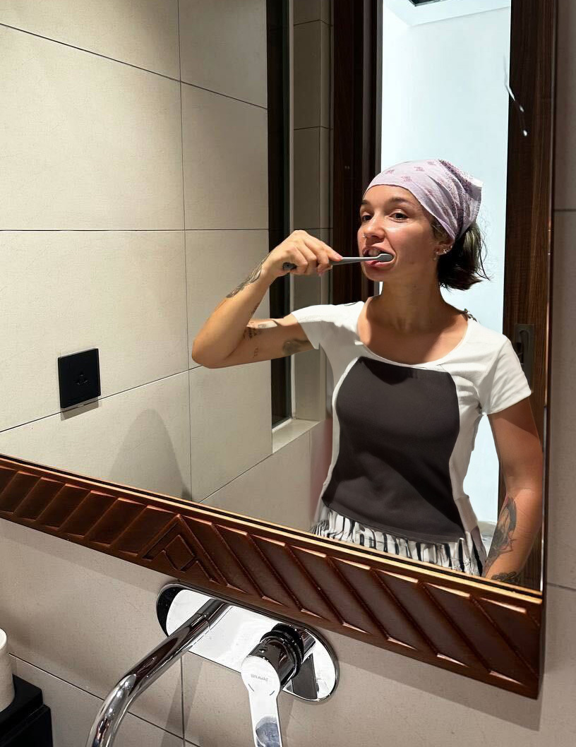 Himalaya Tuzlu/Spiral Uçlu Diş Fırçası photo review