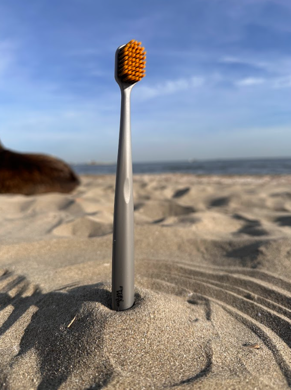 Himalaya Tuzlu/Spiral Uçlu Diş Fırçası photo review